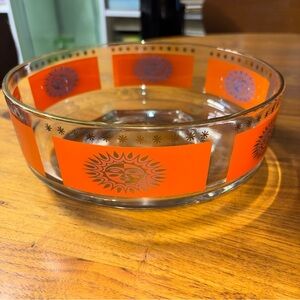 Jeanette vintage Aztec Sun chip bowl: orange with 22 karat gold trim
